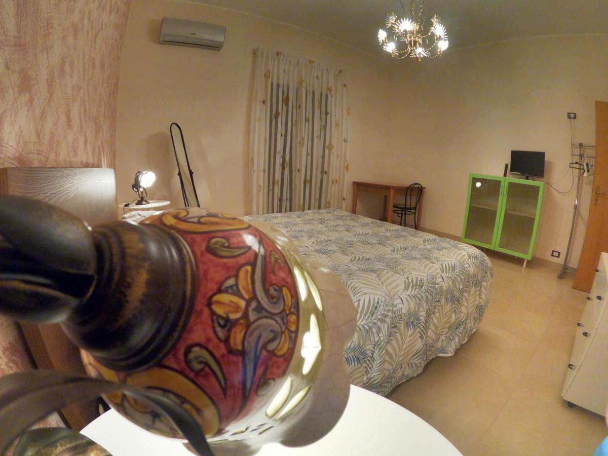 Mamma Loretta' House Hotell Biancavilla Eksteriør bilde